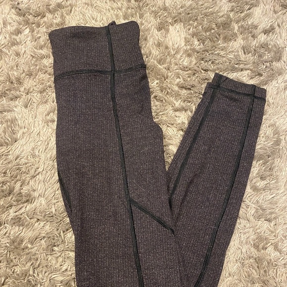 Lululemon grey leggings - Picture 2 of 2